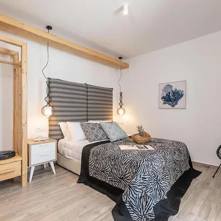 Naxos Contelibro * Agios Prokopios (Naxos)